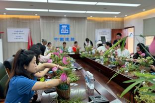 Quay lưng lại thắng bóng! Miễn là chúng tôi có thể giành chiến thắng, mọi người có thể trở nên tốt hơn vào ngày hôm sau.